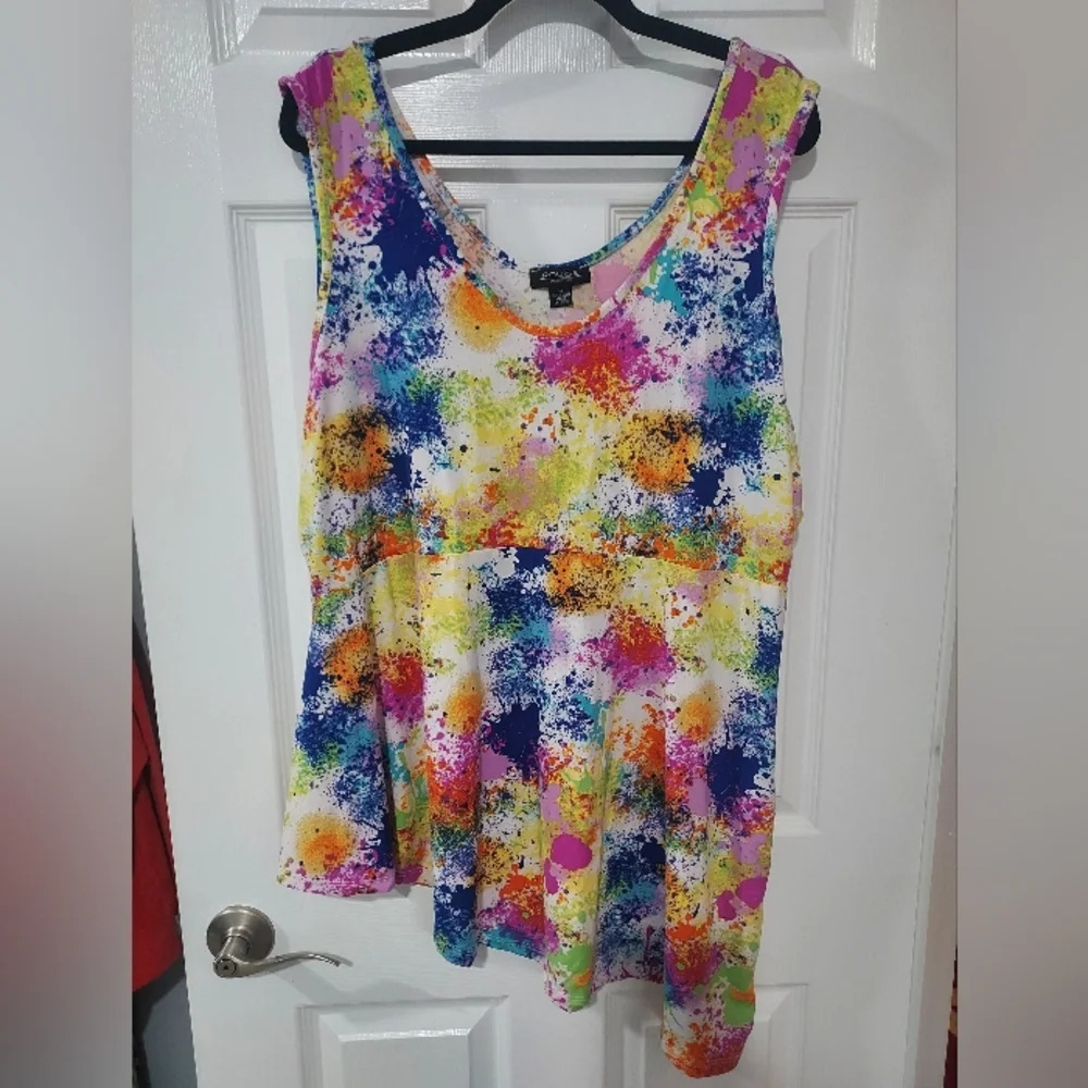 Rouge Collection Multicolored Paint Splatter Sleeveless Top in Size 4X